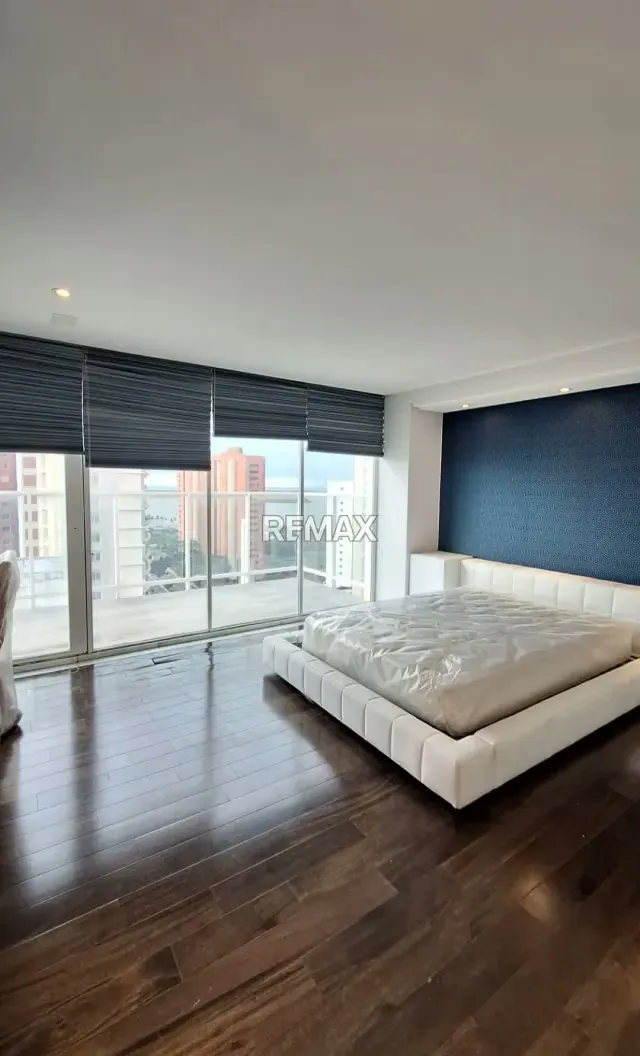 ALQUILO MAJESTUOSO APARTAMENTO TIPO PENT HOUSE EN AV. EL MILAGRO CON URBANIZACION LA LAGO - 9