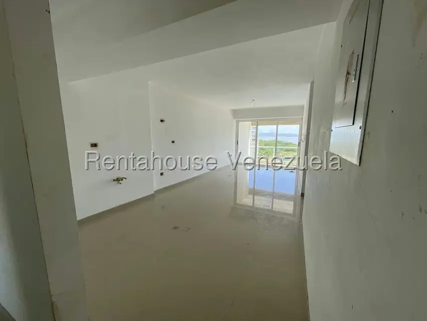 Apartamento (1 Nivel) en Venta en Agua Sal, Miranda - 3