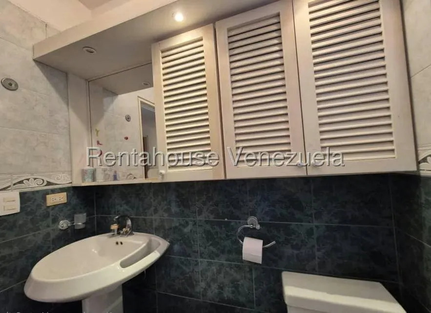 Apartamento (1 Nivel) en Venta en Miranda, Distrito Metropolitano - 31