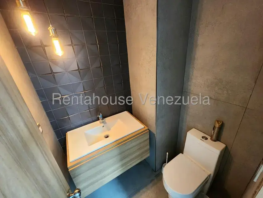 Local Comercial en Venta en El Rosal, Distrito Metropolitano - 14