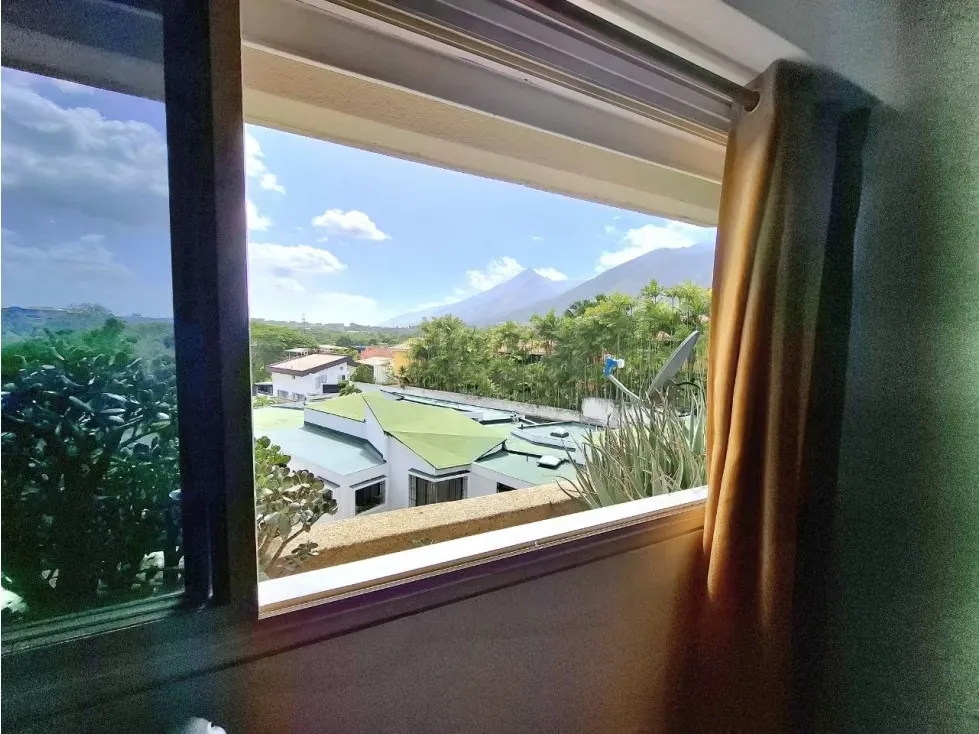 Espacioso Apartamento en Venta, Urbanización Miranda - 17