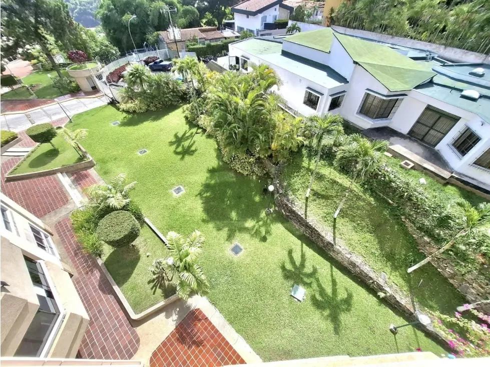 Espacioso Apartamento en Venta, Urbanización Miranda - 19