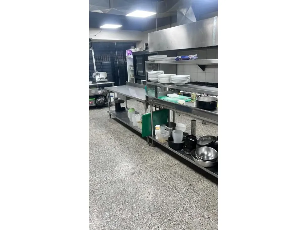 Fondo de comercio en venta o alquiler 254m², PLaza Francia. Altamira - 10