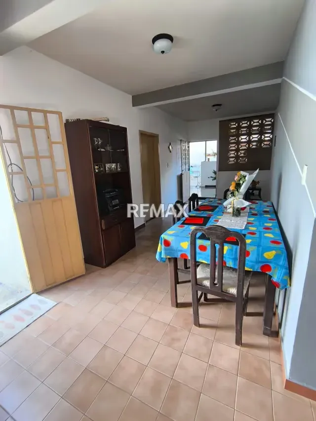 Bella Casa En Venta en Carrera 32 Cercana a la Av Simón Rodriguez - 6