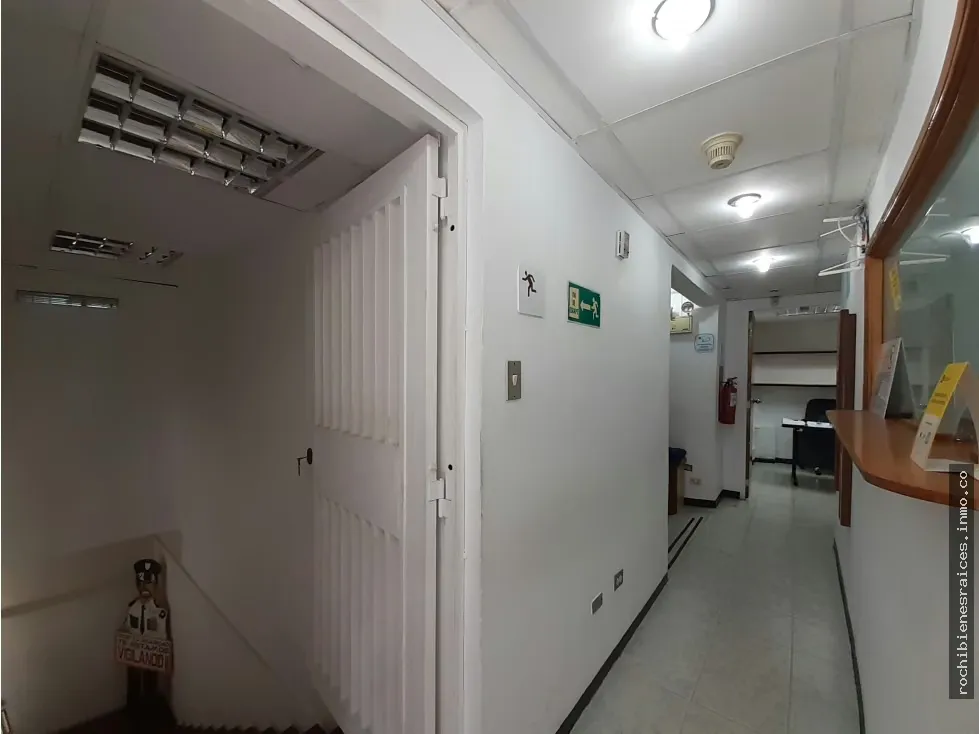MONTALBAN, CENTRO MEDICO EN VENTA - 35