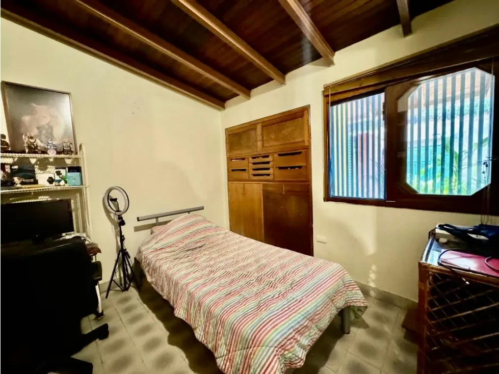 Se vende casa 1.450m2 9h/10b/9p Prados del Este - 12