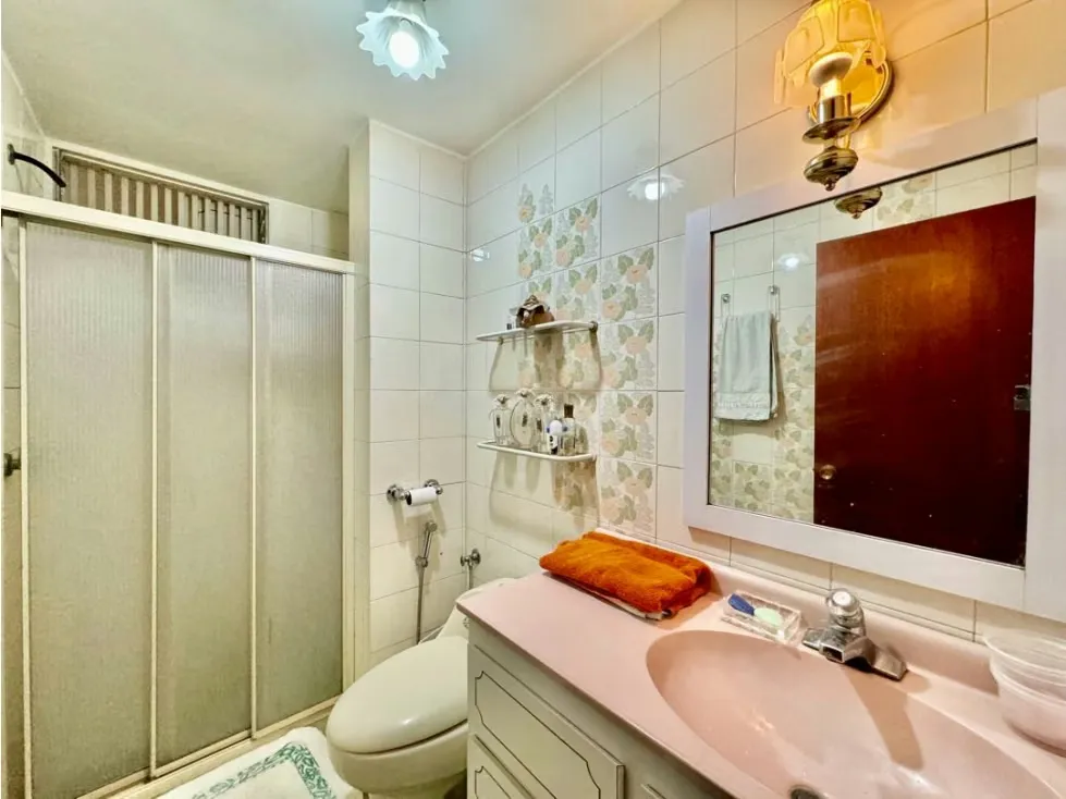 Se vende casa 1.450m2 9h/10b/9p Prados del Este - 76