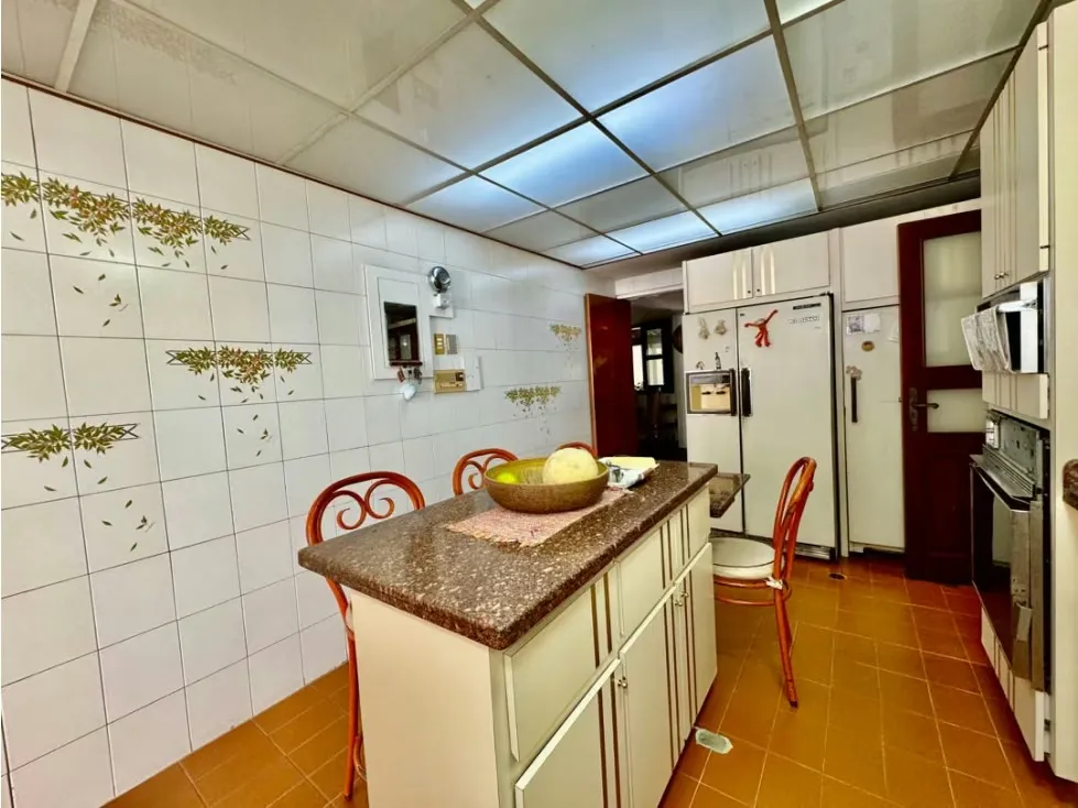 Se vende casa 1.450m2 9h/10b/9p Prados del Este - 80