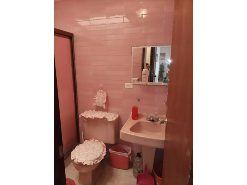Se vende oportunidad casa 1343,18m2 terreno.Lomas de la Trinidad 3812 - 13