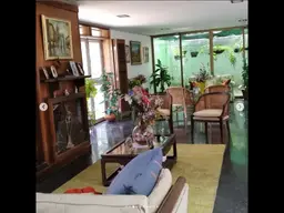 View 10