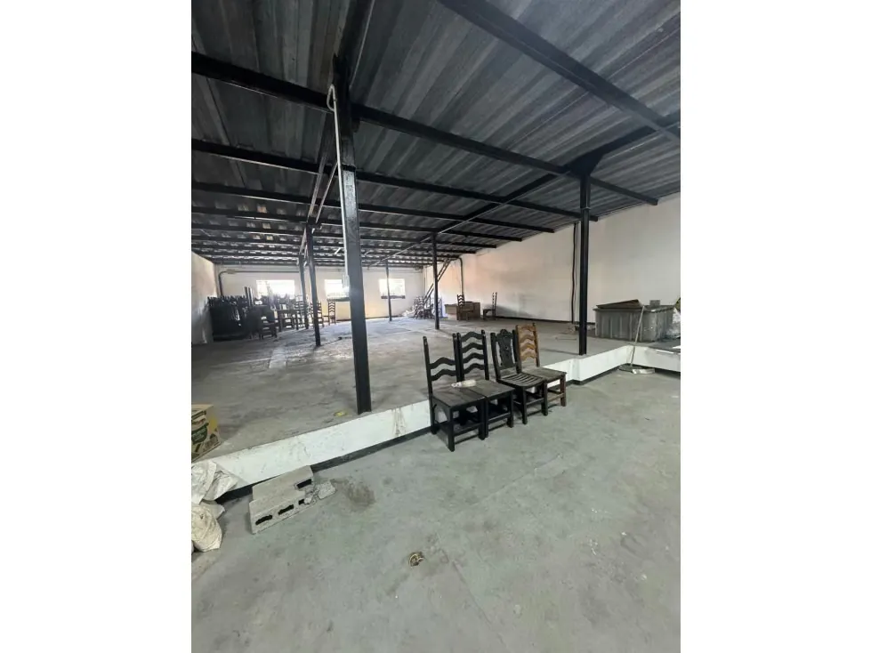 Venta de casa con fondo de comercio en San Martin - 14