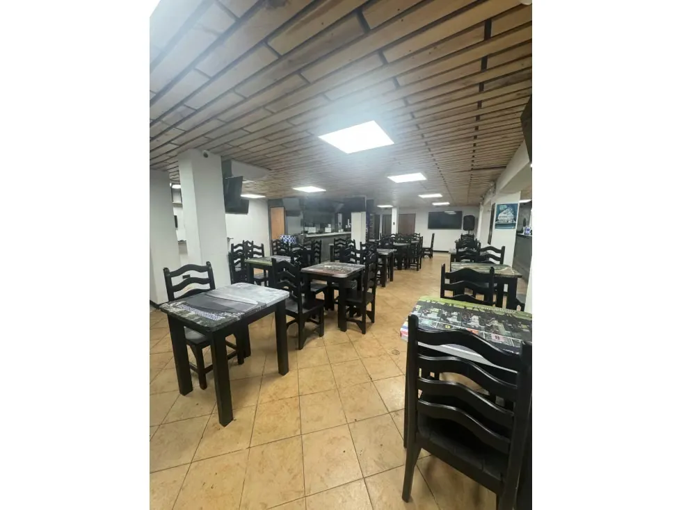 Venta de casa con fondo de comercio en San Martin - 3