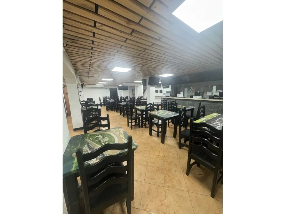 Venta de casa con fondo de comercio en San Martin - 5