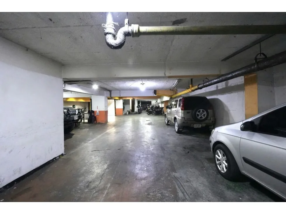 Vendo local comercial 500m2 Chacao 4057 - 9