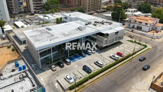 Local comercial en venta en c.c. Plaza 75 zona este en Maracaibo