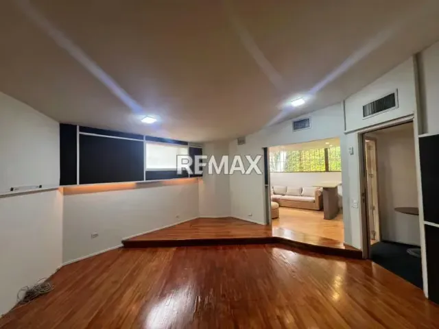 Alquiler de Espacio Corporativo de 100 m² con Aislamiento Acústico en Chuao 26-73 - 6