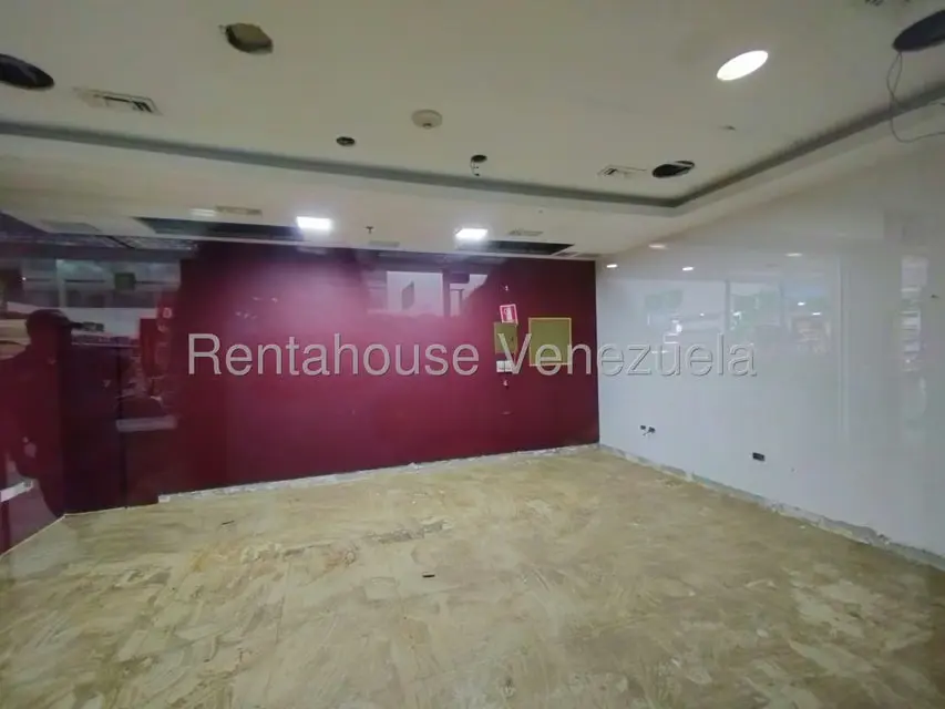 Local Comercial en Alquiler en Colinas de Valle Arriba, Distrito Metropolitano - 11
