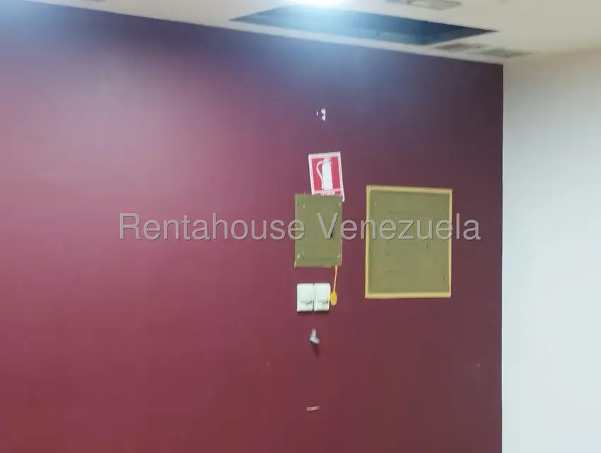 Local Comercial en Alquiler en Colinas de Valle Arriba, Distrito Metropolitano - 12