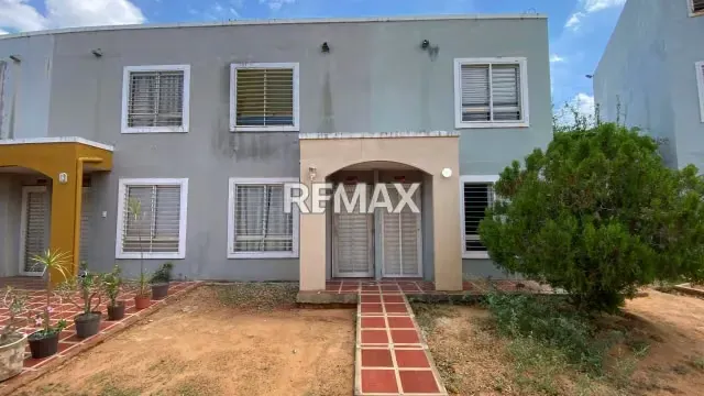 TOWNHOUSE CAMINOS DE LA LAGUNITA I ETAPA