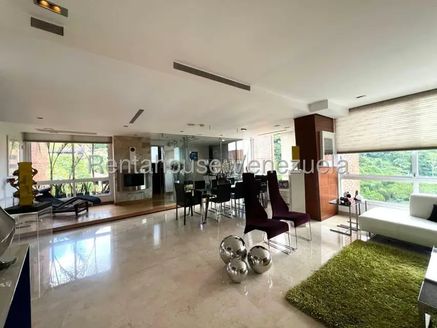 Apartamento (Duplex) en Venta en La Lagunita Country Club, Distrito Metropolitano - 2