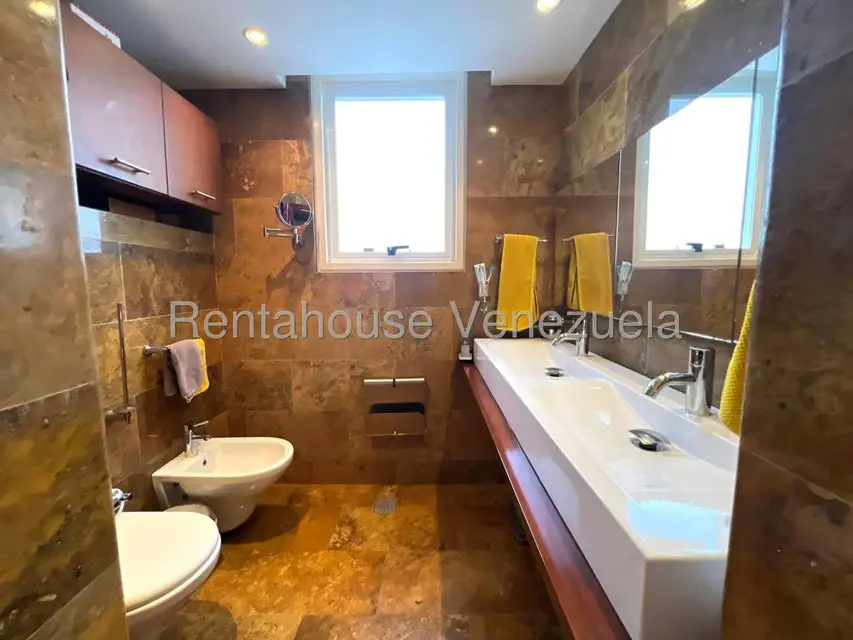 Apartamento (Duplex) en Venta en La Lagunita Country Club, Distrito Metropolitano - 29