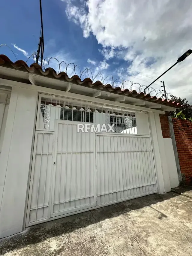 CASA DOBLE PROPÓSITO EN VENTA - 18