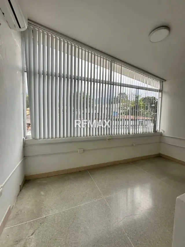 CASA DOBLE PROPÓSITO EN VENTA - 9