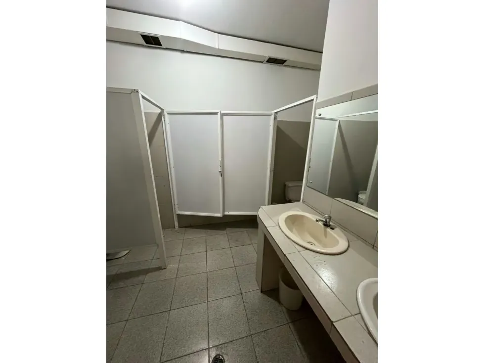 Se alquila local comercial 740m2 Sabana Grande 7614 - 12