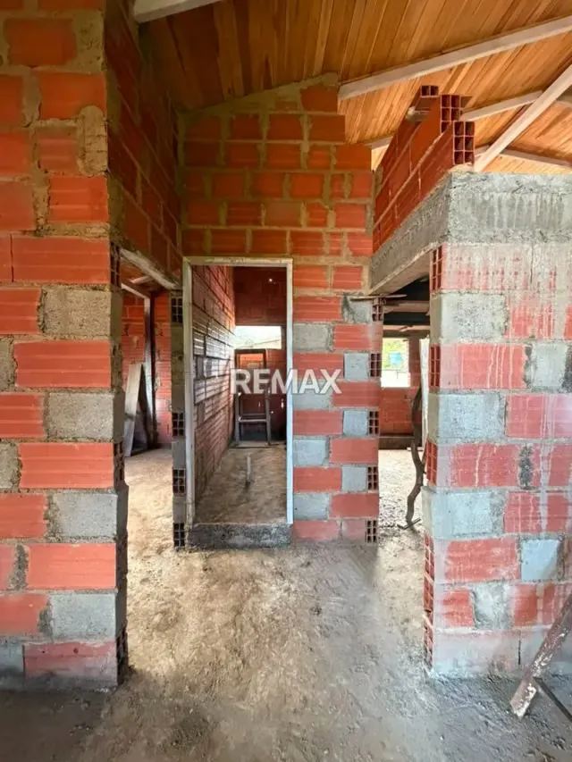 Apartamento en venta en obra gris ubicado en el 2do piso del Edif San Antonio del sector La Flecha de la población de la Puerta - 3
