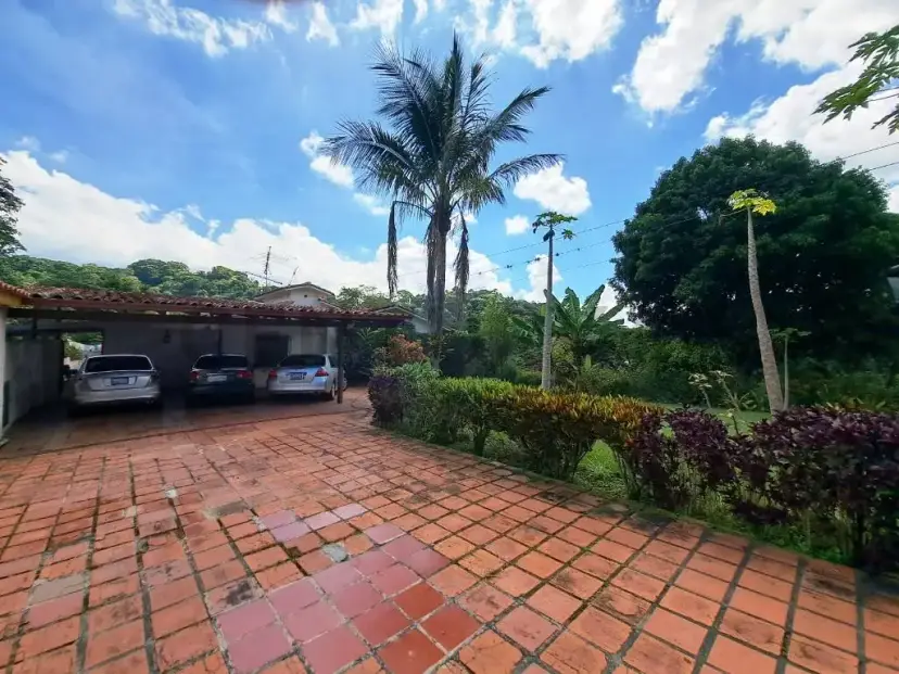 LOS CAMPITOS Hermosa casa de una sola planta y 5.000mt2 de terreno.