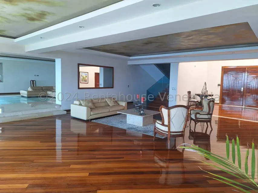 Casa (Multipes Niveles) en Venta en Alto Hatillo, Distrito Metropolitano - 12