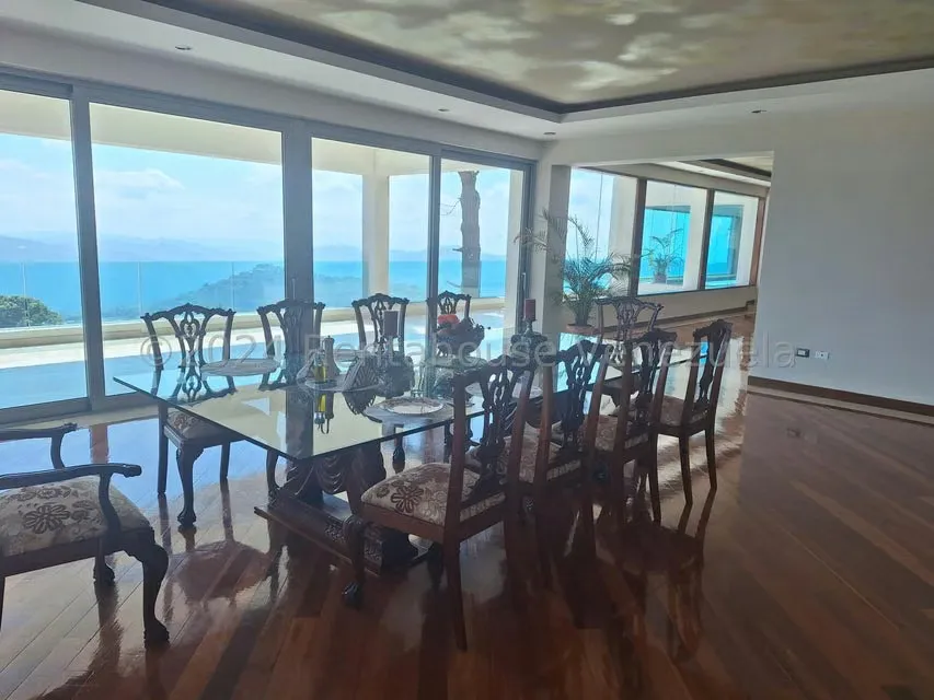 Casa (Multipes Niveles) en Venta en Alto Hatillo, Distrito Metropolitano - 17