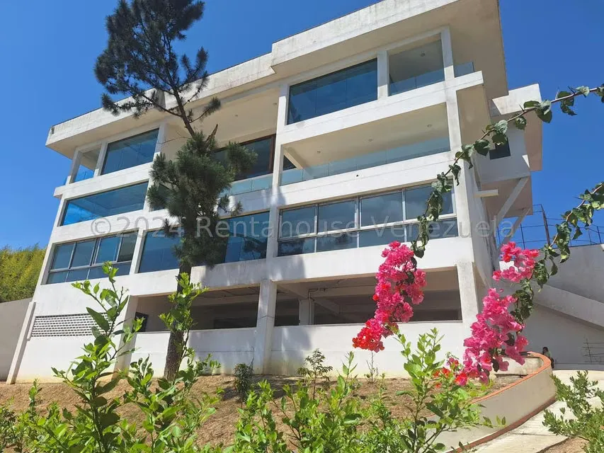 Casa (Multipes Niveles) en Venta en Alto Hatillo, Distrito Metropolitano - 2