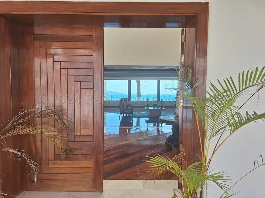 Casa (Multipes Niveles) en Venta en Alto Hatillo, Distrito Metropolitano - 3