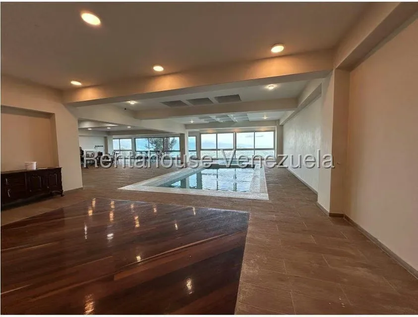 Casa (Multipes Niveles) en Venta en Alto Hatillo, Distrito Metropolitano - 35