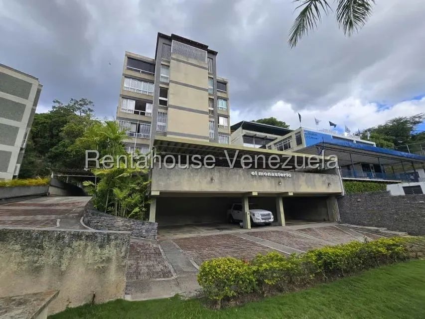 Apartamento (Duplex) en Venta en Cumbres de Curumo, Distrito Metropolitano