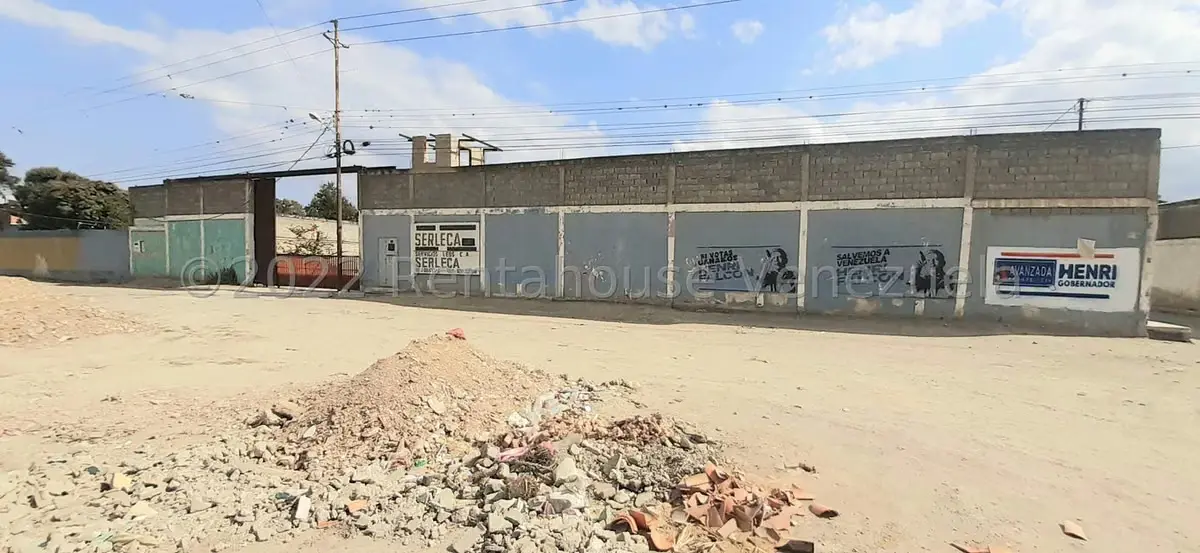 Comercial (Galpon - Deposito) en Venta en Parroquia Juan de Villegas, Lara - 2