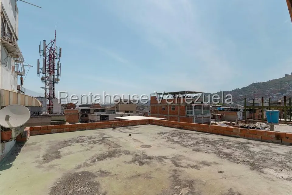 Local Comercial en Alquiler en Parroquia Santa Rosalia, Distrito Metropolitano - 13