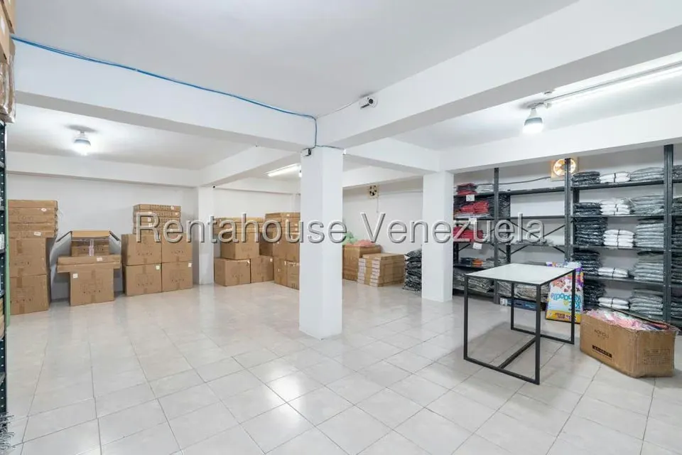 Local Comercial en Alquiler en Parroquia Santa Rosalia, Distrito Metropolitano - 23