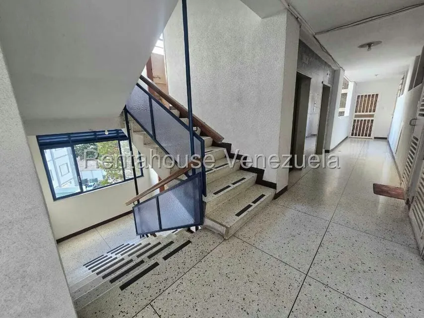 Apartamento (1 Nivel) en Venta en Los Rosales, Distrito Metropolitano - 15