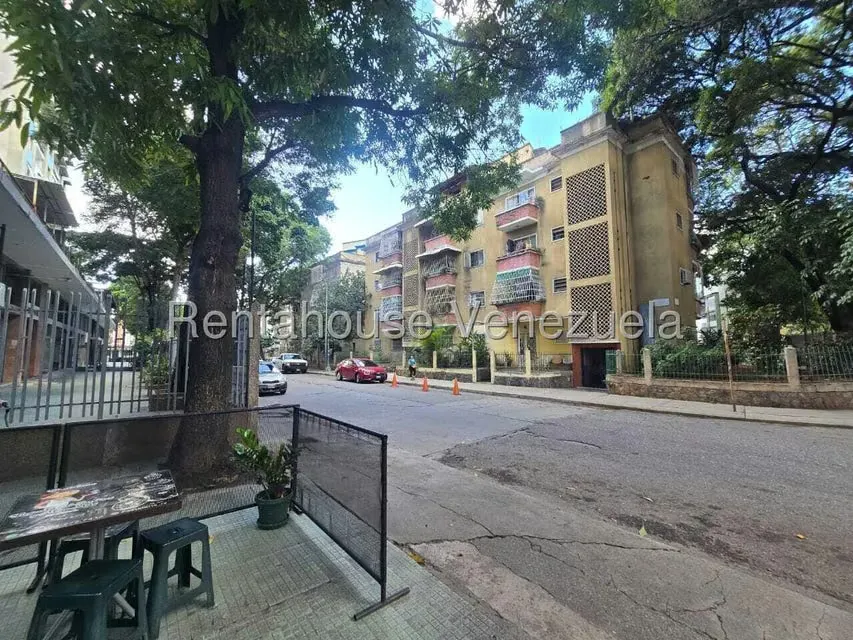 Apartamento (1 Nivel) en Venta en Los Rosales, Distrito Metropolitano - 22