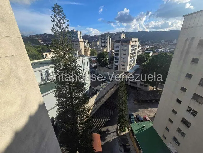 Apartamento (1 Nivel) en Venta en Los Rosales, Distrito Metropolitano - 23