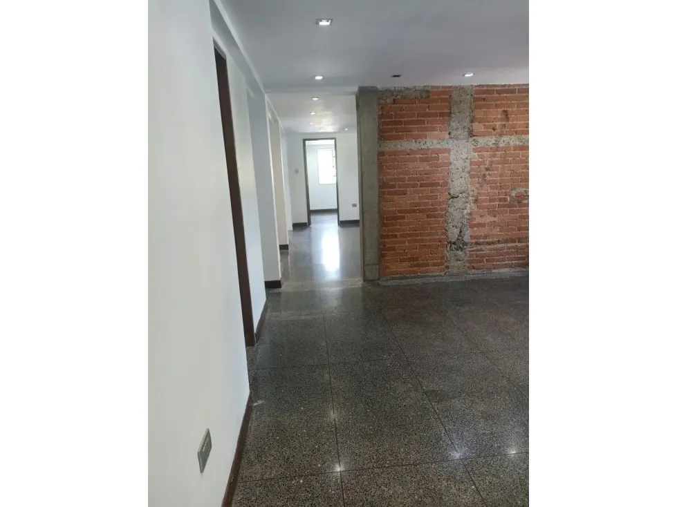 Se alquila oficina 154m2 Las Mercedes 2706 - 7