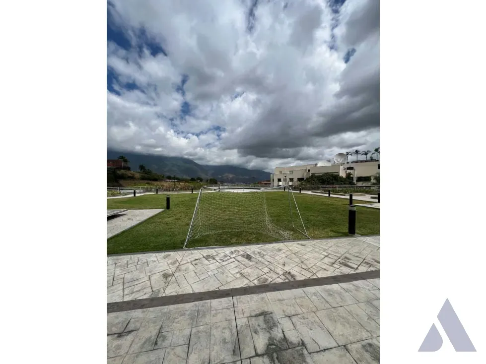 Venta Ph c/ vista 890m2 Colinas de Valle Arriba 2548 - 24
