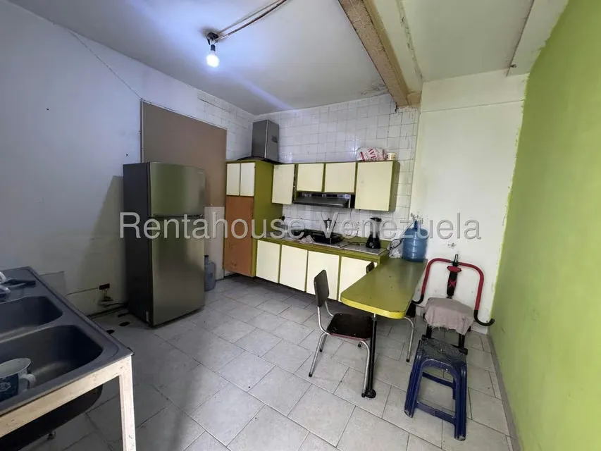 Casa (Multipes Niveles) en Venta en El Paraiso, Distrito Metropolitano - 4