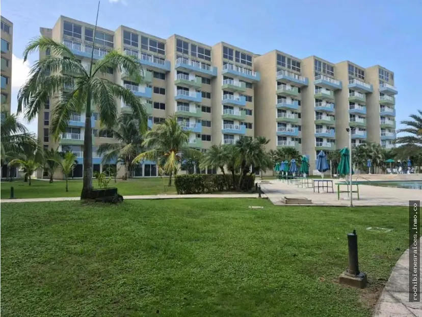 Apartamentos con Financiamiento, Urb. Palmeras de Aguasal Higuerote.