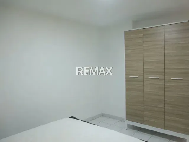 Apartamento Tipo Estudio en Alquiler Amoblado en Urb. La Trigaaleña Valencia - 11