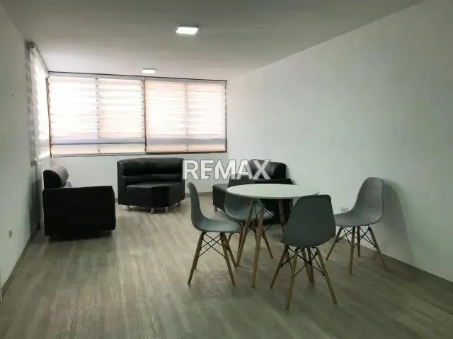 Apartamento Tipo Estudio en Alquiler Amoblado en Urb. La Trigaaleña Valencia - 19