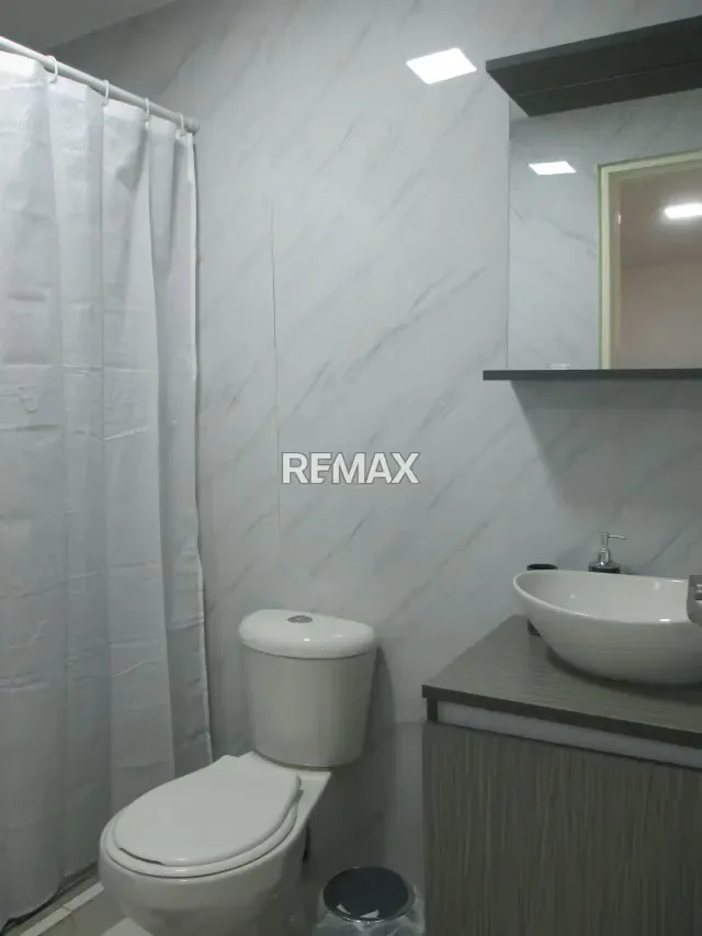 Apartamento Tipo Estudio en Alquiler Amoblado en Urb. La Trigaaleña Valencia - 8