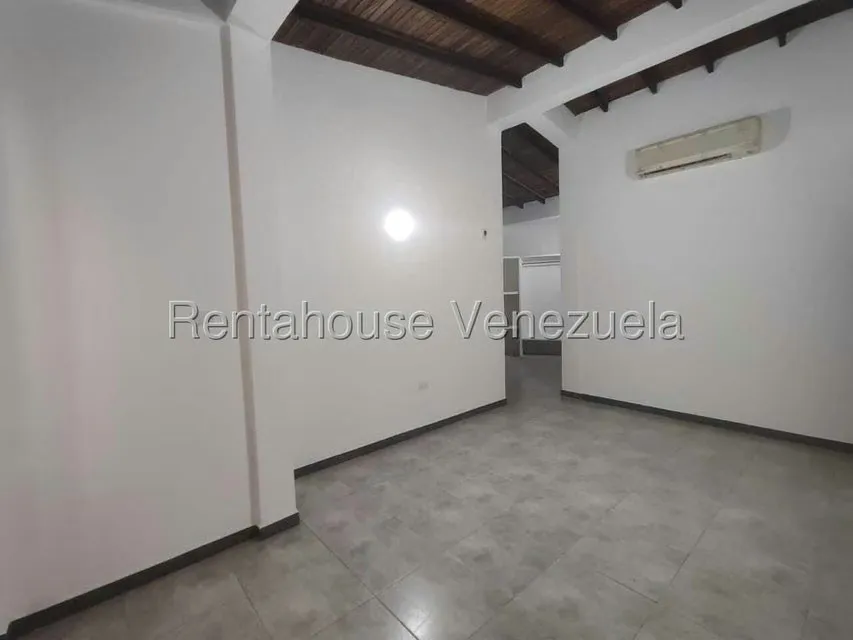 Casa (1 Nivel) en Venta en Los Rastrojos, Lara - 24